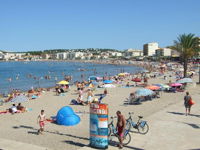 Albana Apartaments Turistics Ля Эскала Экстерьер фото